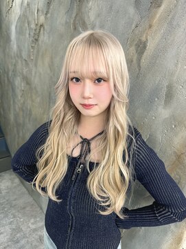 モニカ 栄店(MONIQA) ホワイトベージュ