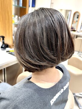 ピークアブー アヴェダ ギンザシックス(PEEK-A-BOO AVEDA GINZASIX) 大人ボブ　ハイライトカラー