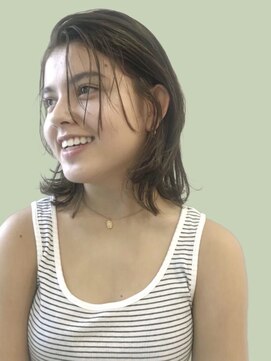 フリップビーアヴェダ(FLIP B AVEDA) 束感ボブ