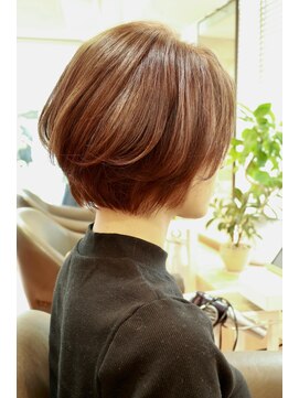 リアン(lien) 【lien.相楽顕】ひし形ショートボブ/小顔/オリーブカラー