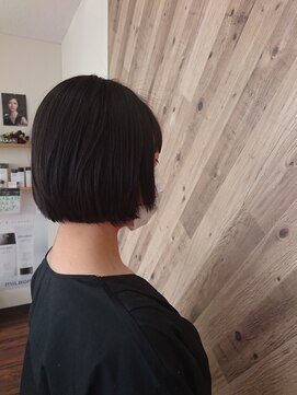 ベック(Bec) ショートボブ