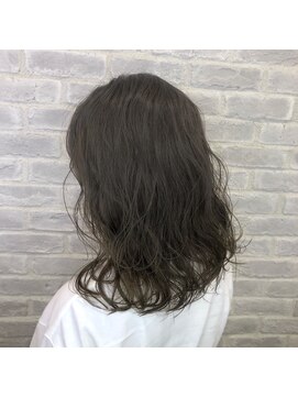 アヴァンス 天王寺店(AVANCE.) 透明感◎カーキアッシュカラー