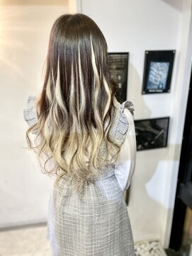 ヴァンクラウドコウベ(VENT CLOUD KOBE) 20代30代大人可愛いエクステライトグレーメッシュグラデーション