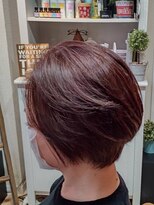 もじゃの小さな美容室&nbsp;立体感のショートボブ