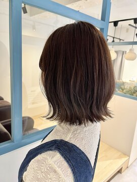 ラソニシカサイ(Lazo nishikasai) ウォームベージュ・外ハネスタイル