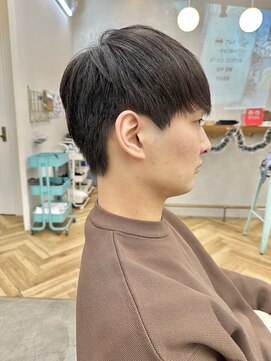 ロミーオム 本厚木(ROMMY. Homme) 刈り上げないマッシュショートツーブロックビジネスメンズヘア