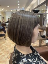 アイニ 河内小阪店(aini)&nbsp;白髪ぼかしカラー白髪ぼかしハイライト大人ショート30、40、50代