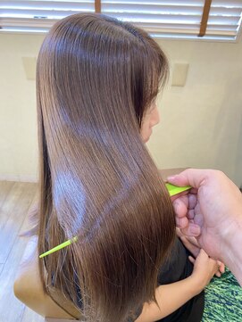 ラシック(La shic) 【ツヤ髪スタイル】☆くせ毛、広がり解消☆酸性ストレ-ト