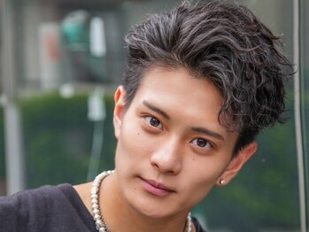 エデンバイトゥルークリエイション(EDEN by True Creation)の写真/デキる男の身だしなみは清潔感から！プロの技術で細部まで整えられた眉カットで好印象に☆〈メンズ/MEN'S〉