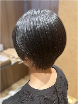 イロハ(iroh) ショートヘア/似合わせショート