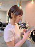 【耳かけショートボブ】