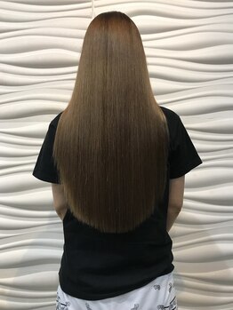 ヴィアージュ(Vi.age)の写真/くせ毛の悩みを解消し理想の髪型を手に入れませんか？あなたの魅力を引き出すストレートヘアへと導きます＊