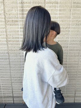 クイントネオリーブ 自由が丘正面口店(quint:neolive) 外ハネミディ　暗髪アッシュ　自由が丘　インナーカラー　韓国