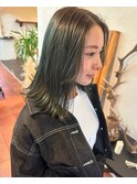 カーキグレージュ
