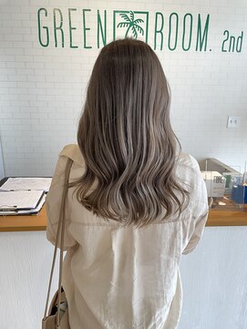 グリーンルームセカンド 結城店(GREEN ROOM. 2nd) ブリーチの退色をいかしてグレージュカラー