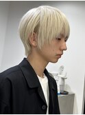 ホワイトショートボブ