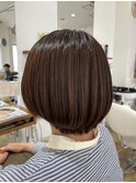 ショートボブ