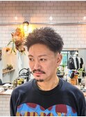 テーパーフェード　スパイキーショート