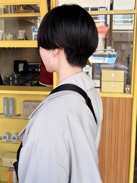 ヒントステーション(HINTSTATION) 〈浅草 半個室〉襟足スッキリハンサムショート