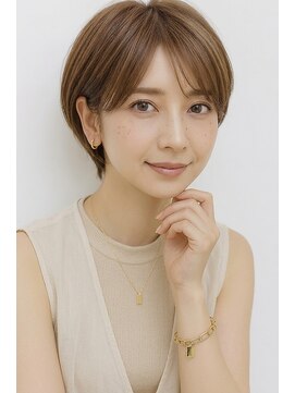 ウィールールピヴォクロス(WE RULE pivot cross) 20代30代40代50代/耳掛けひし形ショートボブ/シルキーカット