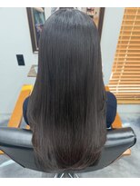 モデロ(Modelo)&nbsp;毛先まで柔らかい艶ストレート