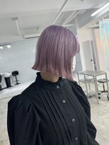 スーパーシーン(SUPER SCENE)&nbsp;ダークパープル/ナチュラルショート/夏のヘアアレンジ/宜野湾