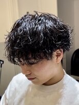 ノイセル 心斎橋(Noisyle)&nbsp;刈り上げセンターパート/波巻きツイストスパイラル/心斎橋