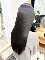 イル 天神西通り店(ill)&nbsp;【レディース★天神】髪質改善ストレート×ロングヘア×艶髪