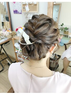 ロカット サロン(Roquat Salon) 編み込みアレンジ【ブライダルヘアメイク 立川/立川南/袴着付】