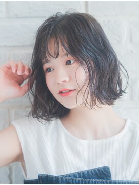 ネオリーブ コパン 鶴見店(Neolive copain) 透明感ボブに外ハネニュアンスパーマ