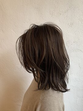 ハレ(HALE) medium