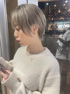 アルカナ 明治神宮前原宿(ARCANA) ホワイトベージュ　くすみベージュ　ケアブリーチ