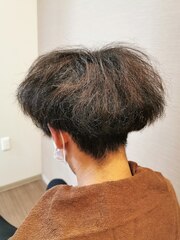 縮毛矯正で作るナチュラルメンズヘア