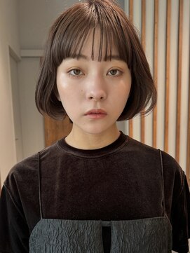ビュートリアム 南青山(BEAUTRIUM) フレンチボブ ショートボブ イルミナカラー 表参道青山30代40代