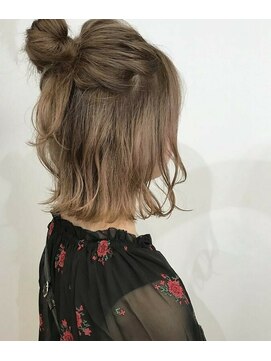 ボタニウムドットハイクバイアールサロン(BOTANIUM.Hk by Rr SALON) 【BOTANIUM.Hk by RrSALON】カジュアルハーフアップ
