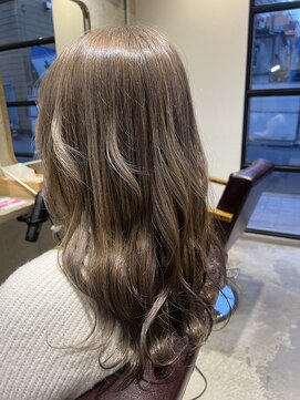 エイト 上野店(EIGHT ueno) グレージュ