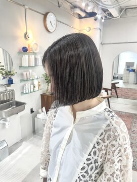 ヘアー アイス カンナ(HAIR ICI Canna) スクエアボブ/大人女子におすすめ/ミニボブ/束感カット