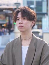 ササ シンサイバシ(33 SHINSAIBASHI) 安田 硫星