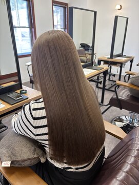 ソルナ(soluna) 暗めmilk tea beige