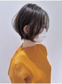 大人かわいい丸み長めショートボブ耳かけまとまるショートヘア