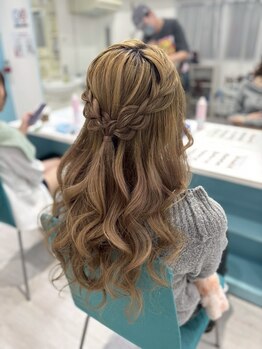 ホワイト 錦2号店(White)の写真/【栄/丸の内】ダウンスタイルが人気☆お手頃価格でシーンに合わせたお好みのスタイルを叶えます!