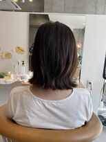エッジ(EDGE) 外ハネボブレイヤー×グレージュカラー
