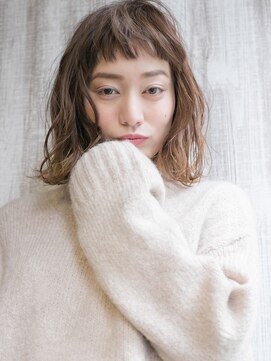 トッカ ヘアアンドトリートメント 難波店 ほつれエアリーウエーブ