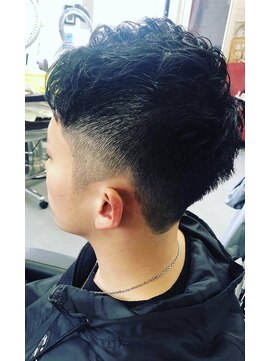 マドゥーズ ヘアショップ(Madoo's hair shop) 骨格矯正パーマカット