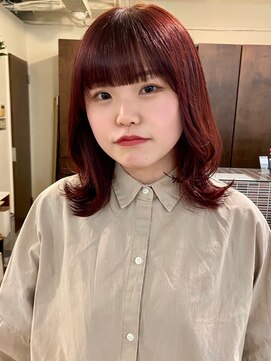 アクアオモテサンドウ(ACQUA omotesando) △ブリーチなし暖色系カラー韓国風チェリーレッドレイヤーカット