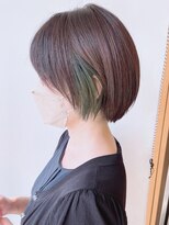 【morio 原宿】丸みショートボブ  インナーグリーン　秋冬　宮本