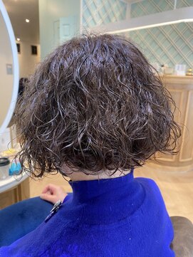 アンフィ 矢向(Anphi) 3-26 ソバージュ/パーマ/コスメパーマ