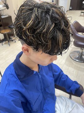 ガーデンエス 府中店(GARDENes) 【メンズパーマ】