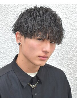 フリーク バーバーショップ 都島店(FREAK BARBER SHOP) 黒髪王道モテマッシュ縦落ちツイストスパイラルパーマ