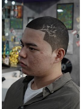 ツークツワンク バーバー 新宿(ZUG2WANG BARBER) 6 Buzz easy